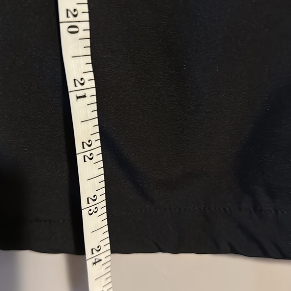 New Balance running jacket - Picture 7 of 8